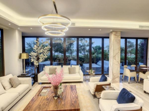 FISRT CLASS VILLA Luxury Meets Elegance